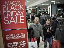 © Foto: Getty Images Consumidores na Black Friday: marcas alertam para perfis falsos