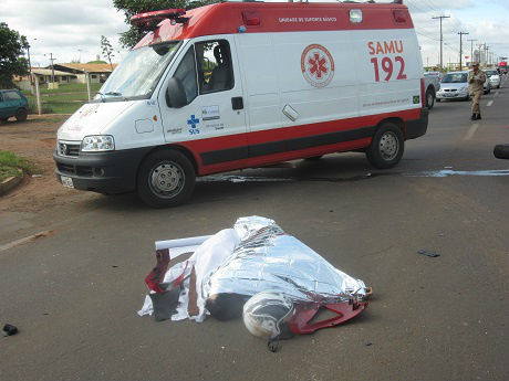 Motociclista faleceu no local (Rádio Caçula)