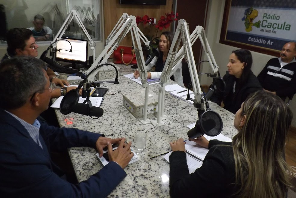 Junto com outros profissionais da saúde, secretários falaram do assunto no Programa Linha Direta com a Notícia, da Rádio Caçula na manhã desta segunda-feira