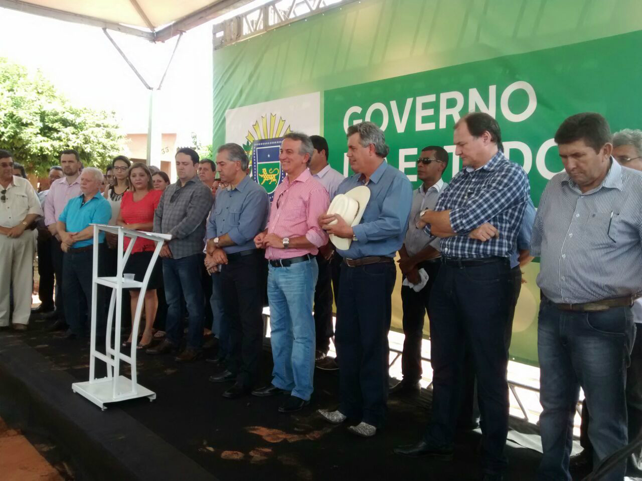 Azambuja lança a primeira obra oficial em Água  Clara (MS) neste sábado (7).  Foto: Rádio Caçula