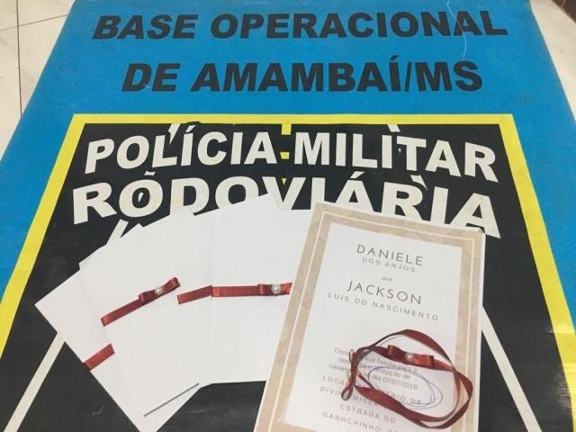 Para a polícia, os convites de casamento foram feitos exclusivamente para servir como álibi (Foto: Divulgação)