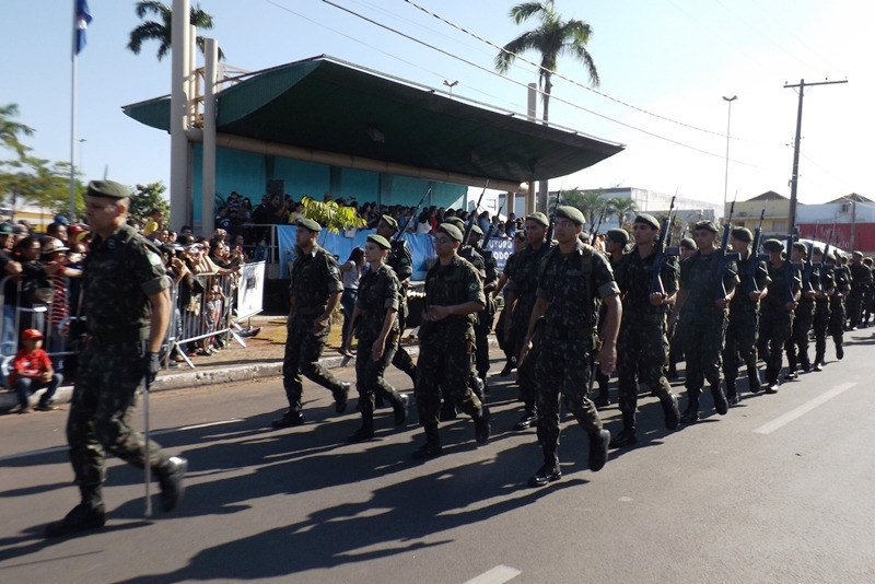 Exército Brasileiro sempre presente nos desfiles cívicos da cidade - Crédito: Silvio Domingos 
