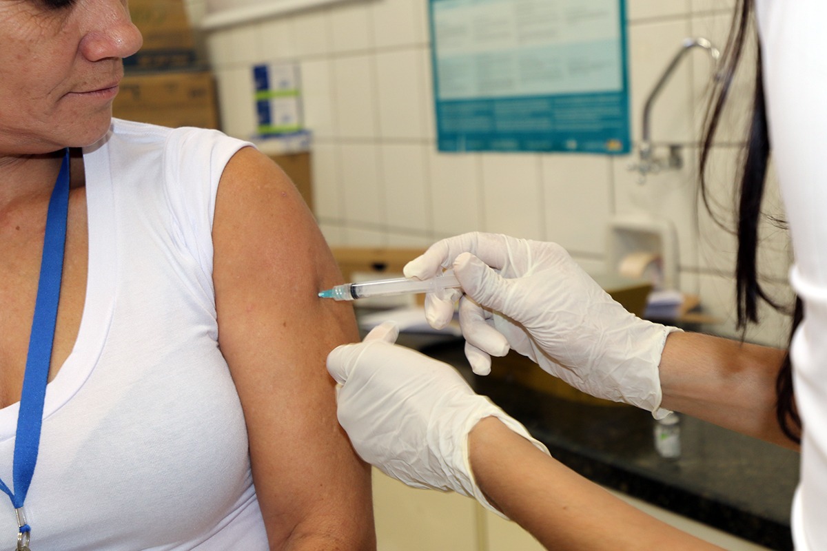 Da população estimada de 25.430 pessoas que precisam ser vacinadas, apenas 4.119 doses foram aplicadas.Foto: Divulgação.