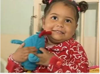 Criança sofria da síndrome do intestino curtoe estava internada no Instituto da Criança, em SP(Foto: Reprodução/RPC TV)