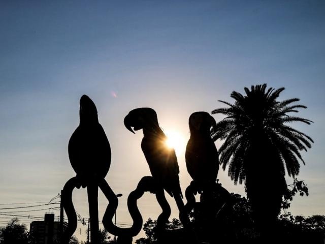 Em Campo Grande, a previsão para hoje é de temperatura de 33ºC (Foto: Marcos Maluf)