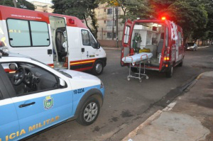 A vítima morreu no pátio da unidade. (Foto: Marcelo Calazans)