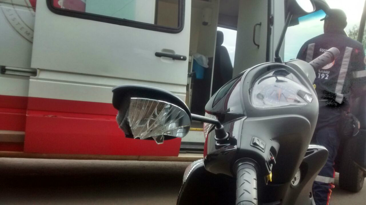 ( Estado da moto modelo Honda Biz  que estava sendo conduzida pela vítima após o acidente. Foto: Alvarez Jr.)