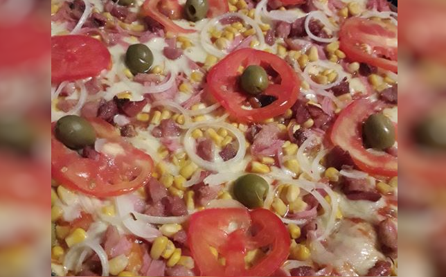 Pizza de Liquidificador simples e rápida. Foto: Tudo Gostoso