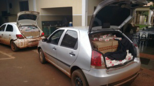 Veículos apreendidos com contrabando de cigarros - Foto: Divulgação