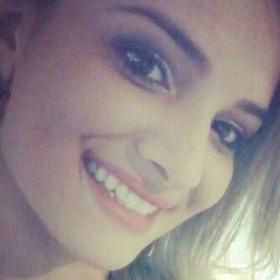 Foto: Divulgação/FacebookPâmela Flores Marques, 19 anos, morreu nesta madrugada (03)