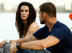 Foto: TV Globo / DivulgaçãoCleo Pires e Cauã Reymond terão muitas cenas quentes em seriado