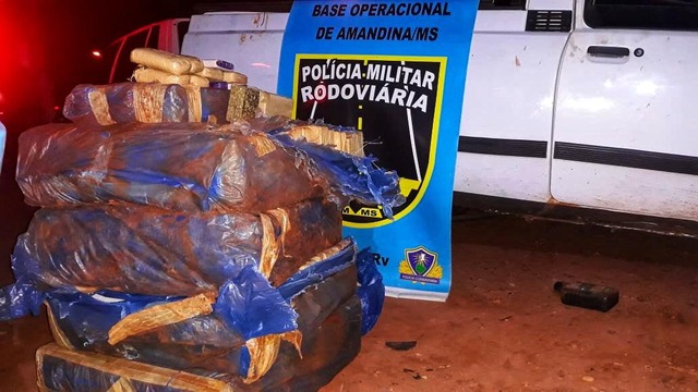 Mais de 206 quilos de maconha e 1 quilo de haxixe foram apreendidos - Foto: Divulgação / PMR