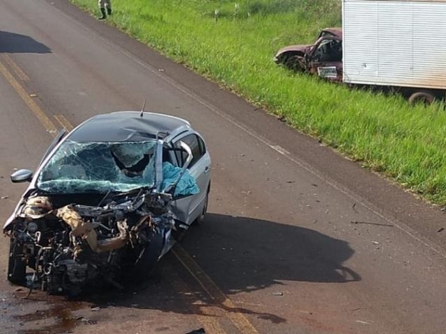 Daniele teria invadido a contramão e atingiu caminhonete; ela morreu na hora. Foto: Umberto Zum/Tá Na Mídia Naviraí