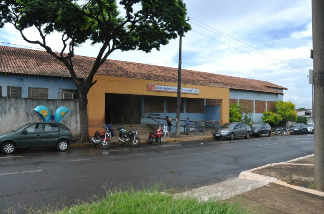 CRS Guanandi registra de 25 a 30 casos suspeitos por dia (Foto: Marcelo Calazans)