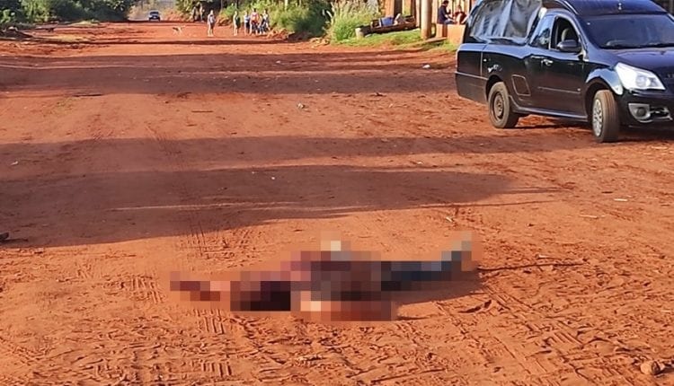Mãos da vítima foram decepadas e colocadas sobre o corpo. (Foto: Divulgação)