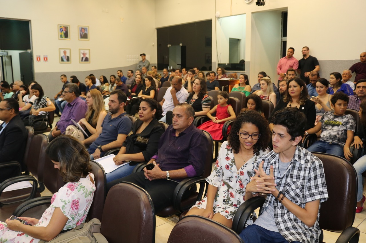 Auditório lotado por todas as categorias da Polícia Civil, familiares e populares. Foto: Assessoria/Rádio Caçula.