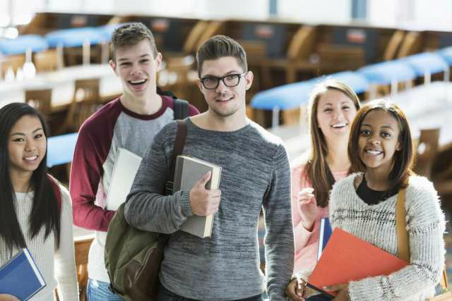 O Conselho Monetário Nacional aumentou a taxa efetiva de juros do Fies de 3,4% para 6,5% ao ano. Foto: iStock/Divulgação.