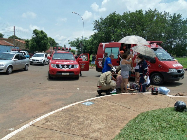 Samu tentou por uma hora reanimar a jovem de 26 anos. (Foto: Marcos Ermínio)