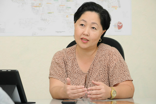 Secretária municipal de educação, Marinisa Misoguchi, disse que reposição durante dias da semana foi melhor opção para garantir qualidade de ensino aos alunos da rede após greve que durou 18 dias (Foto: Ademir Almeida)