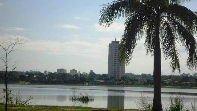 Lagoa Maior na tarde desta segunda-feira (27) em Três Lagoas MS.