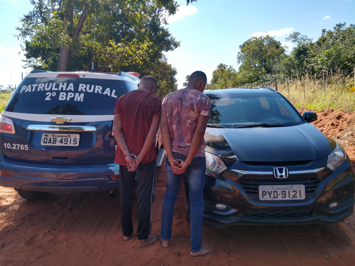 Os suspeitos seguiam de Belo Horizonte (MG) para Ponta Porã (MS). Foto: Divulgação 2ºBPM.