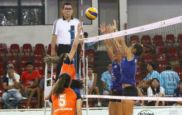 Final entre D'Lua Sejuvel e Dom Bosco pela categoria juvenil feminino (Foto: Divulgação/FVMS)