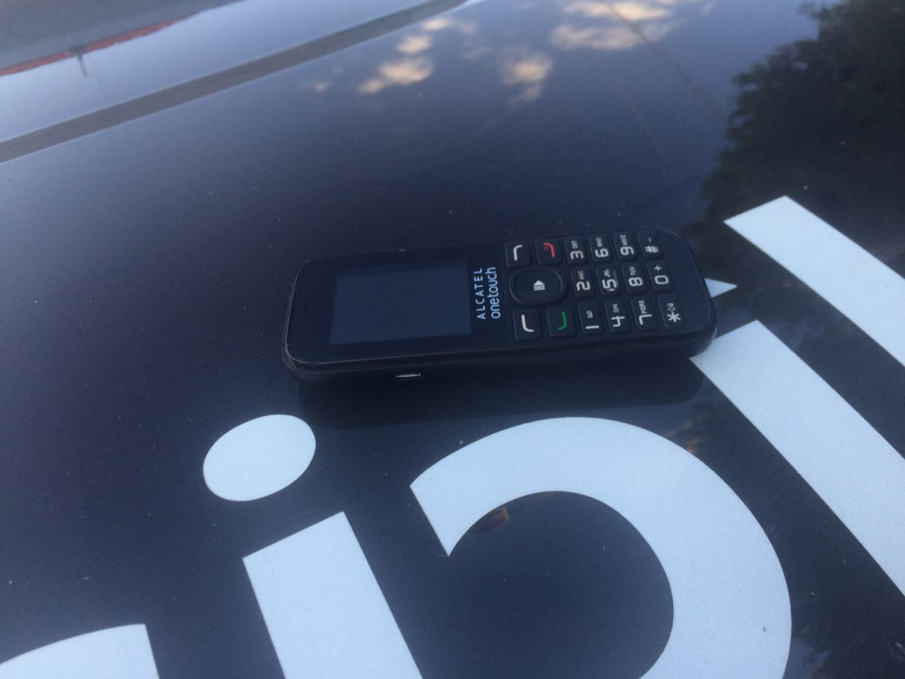 O celular foi recuperado pela Polícia Civil. 