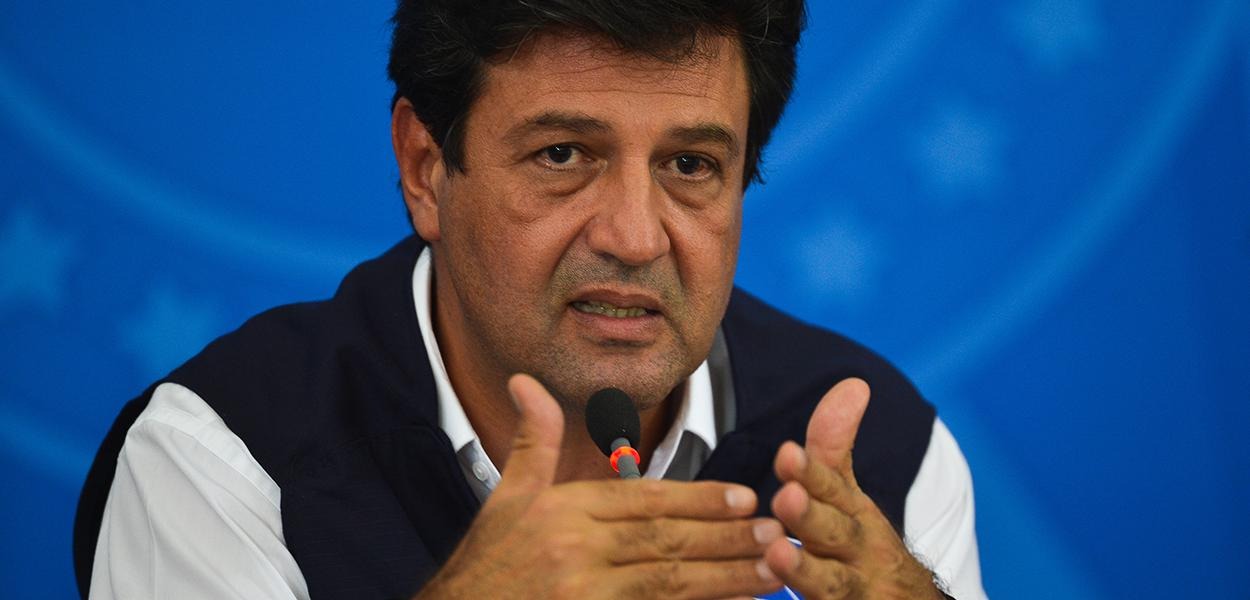 Ministro da Saúde, Luiz Henrique Mandetta, explica situação no Estado (Foto: Reprodução) 