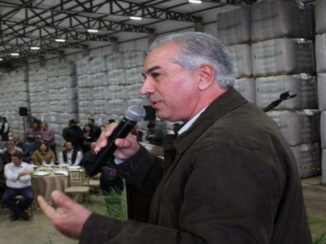 Governador Reinaldo Azambuja (PSDB) durante evento em Ponta Porã (Foto: Chico Ribeiro/Governo MS)