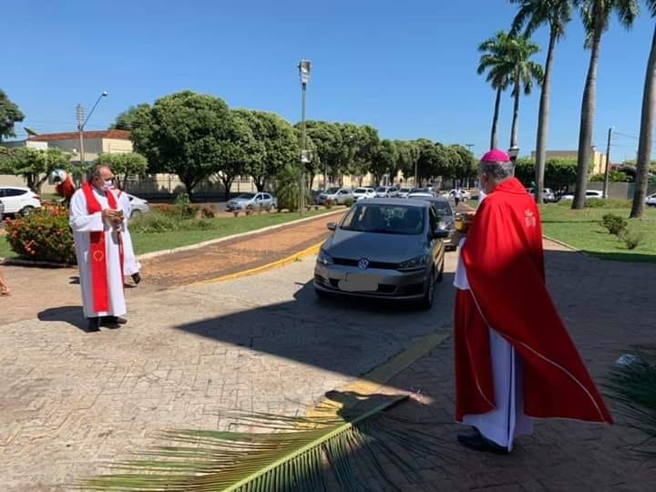Eis que daremos início a Semana Santa, sendo hoje celebrado o Domingo de Ramos. Foto: Diocese de Três Lagoas