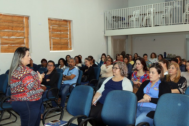 Secretária Heliethy Antiqueira falou da importância do encontro para ações de prevenção da Gripe nas escolas