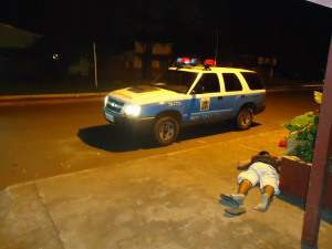 Foto: Dourados AgoraA suspeita é de que o autor tenha seguido Jailton até o ponto de ônibus