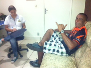Entrevista na Redação da Rádio Caçula. Foto: Rádio Caçula