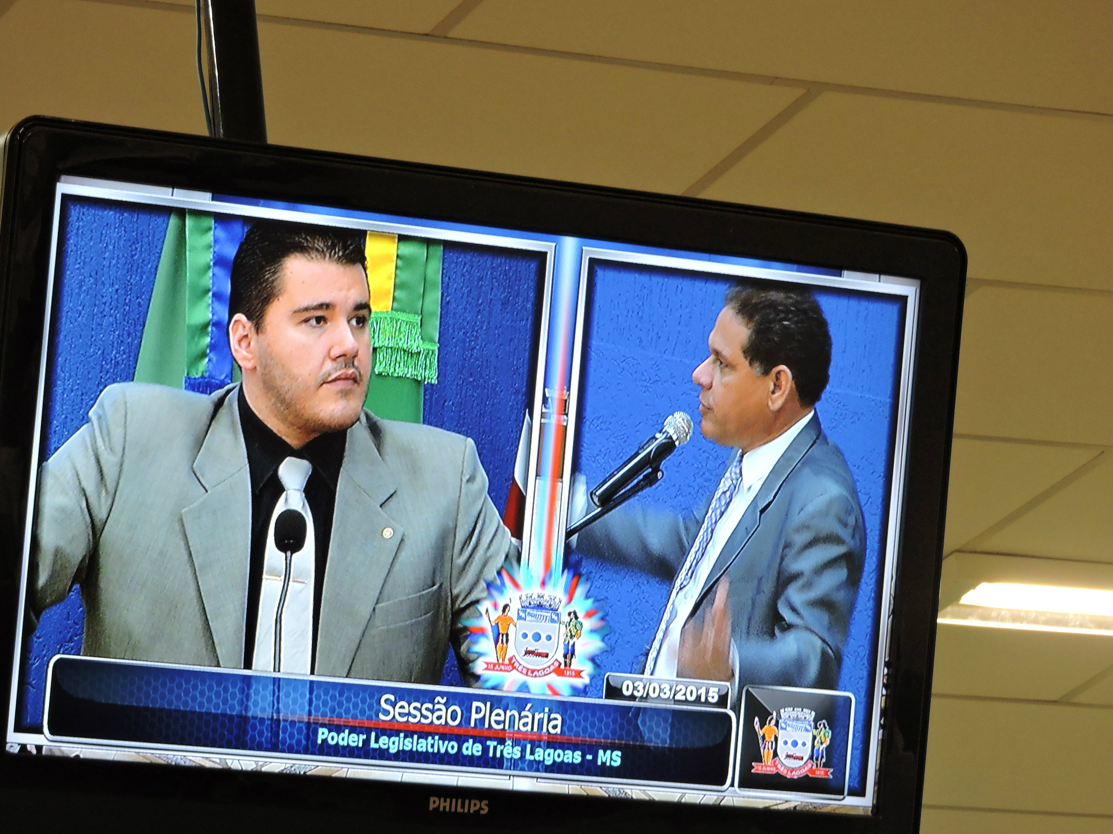 Em 2011, os vereadores Jorge Martinho e o atual deputado estadual, Ângelo Guerreiro foram contrários à renovação do contrato por mais 30 anos. o vereador Tonhão (PMDB), líder da prefeita, Márcia Moura (PMDB) naquele período, foi favorável à renovação. 