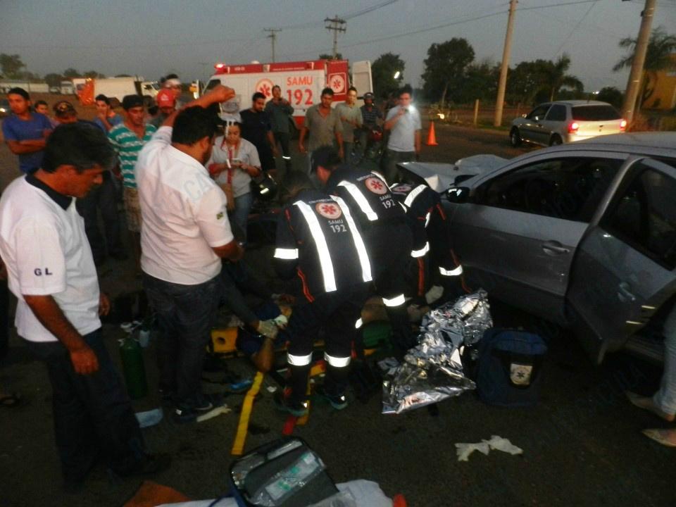 Motociclista ficou gravemente ferido