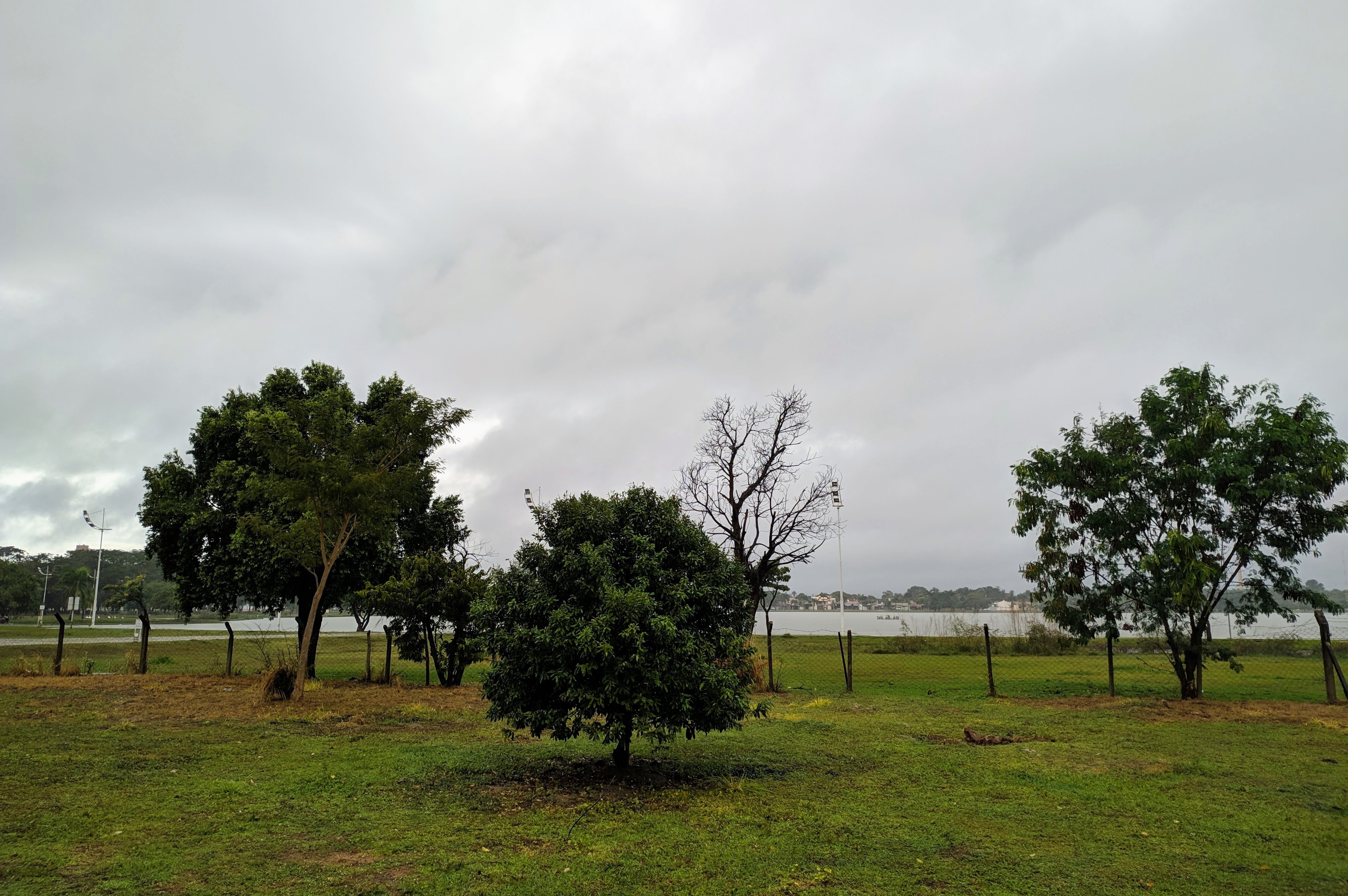 A manhã chuvosa de hoje (3) em Três Lagoas (MS). Foto: Redação/Rodrigo de Freitas