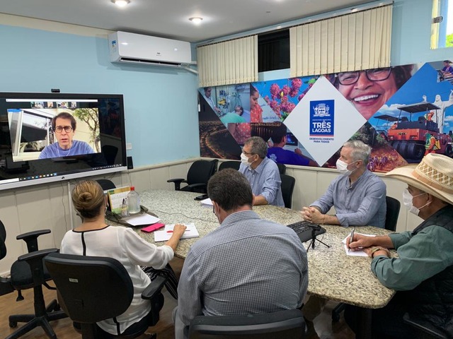 A reunião entre as autoridades do município e o Diretor de Relações e Gestão Legal da indústria de celulose Suzano, Pablo Machado foi realizada na manhã desta quarta-feira (8) por videoconferência.