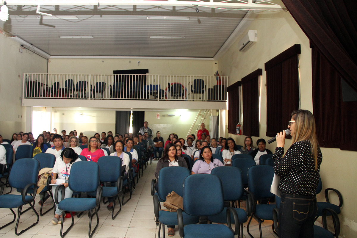 A Coordenação do Centro de Atenção Psicossocial Álcool e Drogas (CAPS-AD) da Secretaria Municipal de Saúde (SMS), recentemente, promoveu palestra com as equipes de Agentes Comunitários de Saúde.