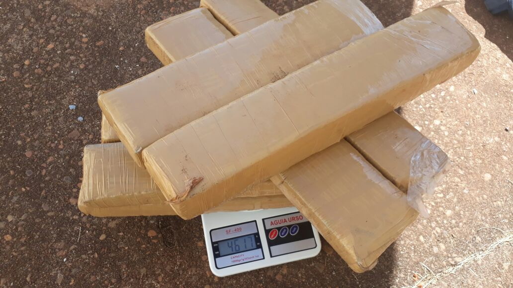 Mais de 9Kg de maconha foram encontradas em uma residência do Jardim das Américas. Foto: Divulgação Whatsapp.