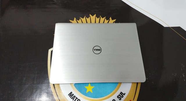 Adolescente disse ter comprado o notebook por R$ 20 e revendido por R$ 400 - Foto: Divulgação / Polícia Civil