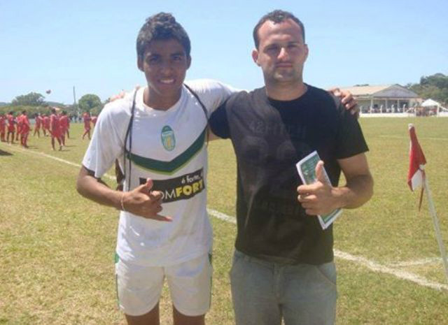 Foto de arquivo de Lennon com Tiago Paulista do CTAF/OT