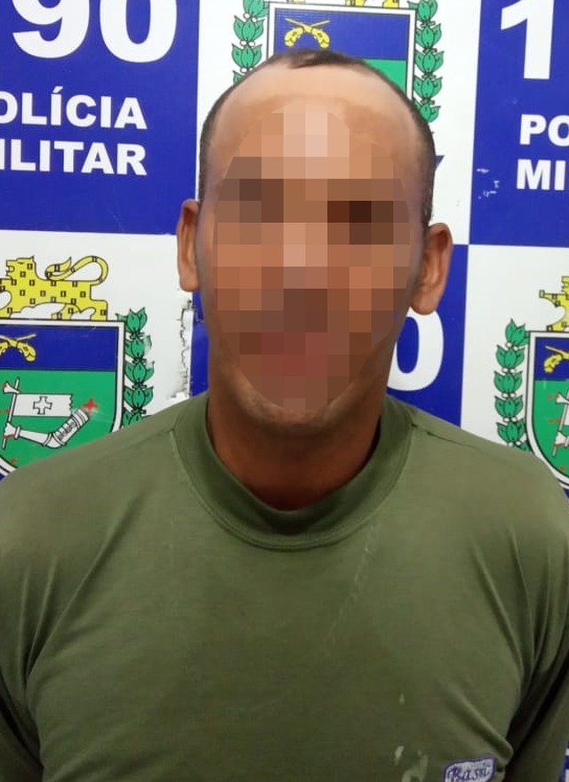 O vendedor R. A. S. (36) foi detido na madrugada desta quinta-feira (13) em Três Lagoas por posse irregular de arma de fogo