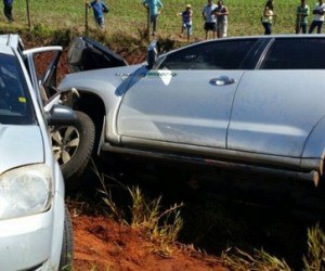 Acidente envolveu três veículos(Foto: Edição MS)