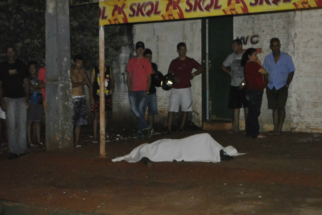 Foto: Osvaldo Duarte / Dourados NewsCrime aconteceu na noite de ontem, por volta das 22h