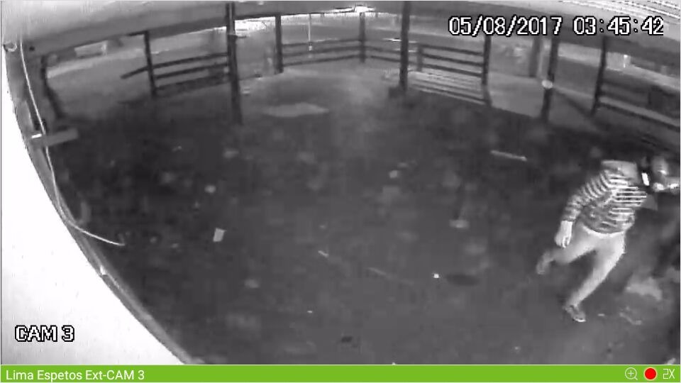 O motociclista ficou ferido e foi socorrido por um amigo. Foto: Arquivo Pessoal