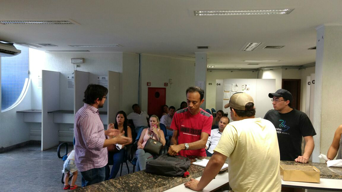 Sinpol-MS percorre delegacias da capital orientando aos policiais civis como agir sem Sigo.Foto: Ascom