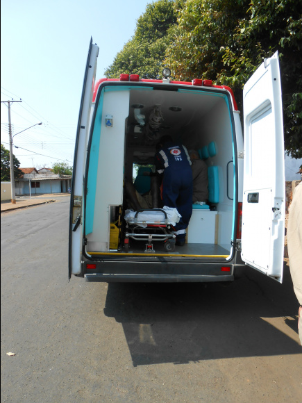 Idoso sofre de problemas psiquiátricos e teve que ser atendido pelo SAMUFoto: Rádio Caçula