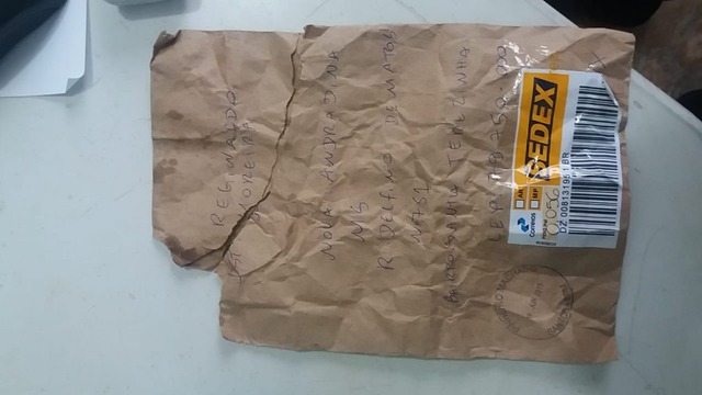 As notas foram adquiridas pela internet e enviadas ao autor pelo correio. Foto: 8º BPM