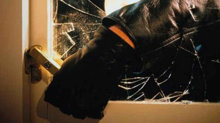 Todos os casos foram registrados na Polícia Civil madrugada desta quinta-feira (27) até a manhã desta sexta-feira (28).