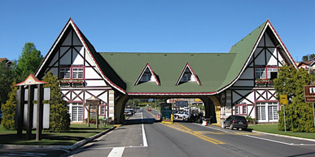 Entrada de Campos do Jordão